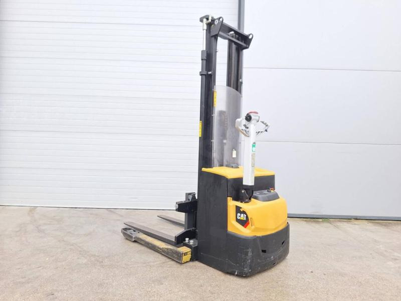 Caterpillar NSP16N2S - Pinoamistrukki: kuva Caterpillar NSP16N2S - Pinoamistrukki Caterpillar NSP16N2S - Pinoamistrukki: kuva Caterpillar NSP16N2S - Pinoamistrukki
