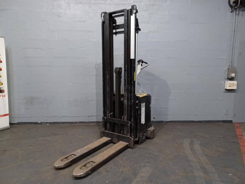 Caterpillar NSV16Ni - Pinoamistrukki: kuva Caterpillar NSV16Ni - Pinoamistrukki Caterpillar NSV16Ni - Pinoamistrukki: kuva Caterpillar NSV16Ni - Pinoamistrukki