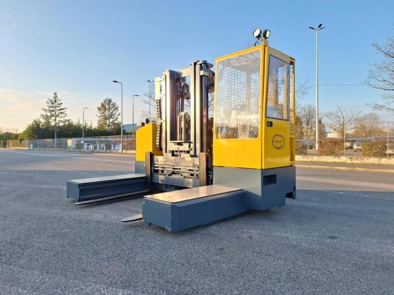 Combilift ESL3545 - Nelitietrukki: kuva Combilift ESL3545 - Nelitietrukki Combilift ESL3545 - Nelitietrukki: kuva Combilift ESL3545 - Nelitietrukki