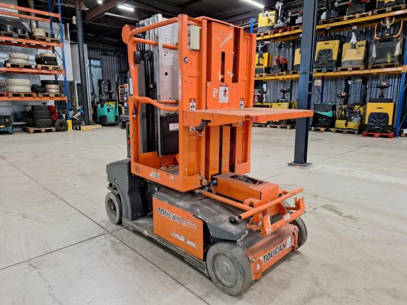 JLG Toucan Duo - Pystymastonostin: kuva JLG Toucan Duo - Pystymastonostin JLG Toucan Duo - Pystymastonostin: kuva JLG Toucan Duo - Pystymastonostin