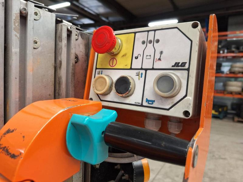 JLG Toucan Duo - Pystymastonostin: kuva JLG Toucan Duo - Pystymastonostin JLG Toucan Duo - Pystymastonostin: kuva JLG Toucan Duo - Pystymastonostin
