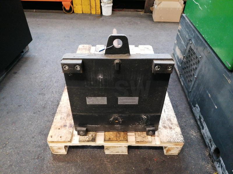 Kaup 2T185T - Haarukka - Materiaalinkäsittely: kuva Kaup 2T185T - Haarukka - Materiaalinkäsittely Kaup 2T185T - Haarukka - Materiaalinkäsittely: kuva Kaup 2T185T - Haarukka - Materiaalinkäsittely