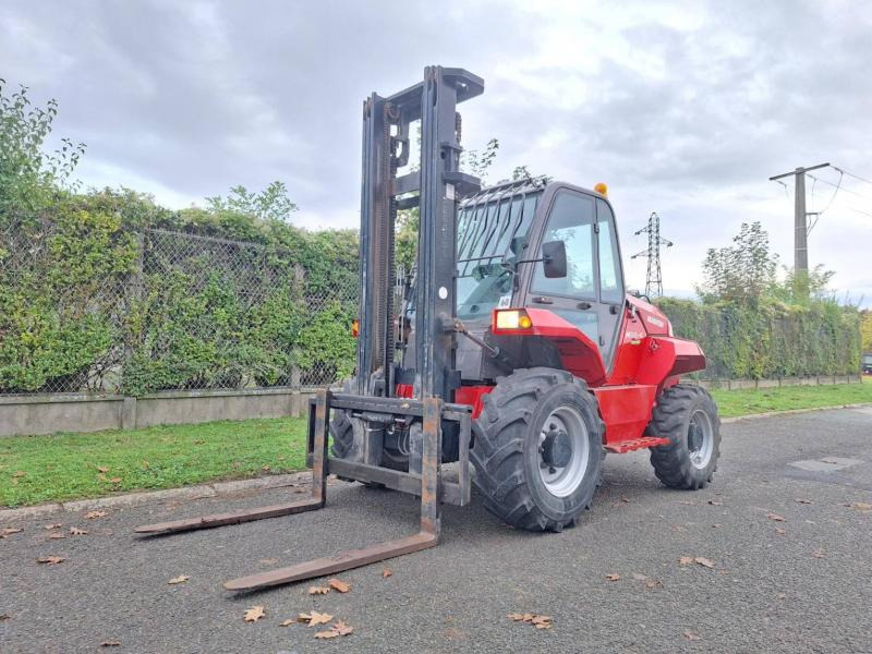Manitou M26-4 T3B - Maastotrukki: kuva Manitou M26-4 T3B - Maastotrukki Manitou M26-4 T3B - Maastotrukki: kuva Manitou M26-4 T3B - Maastotrukki
