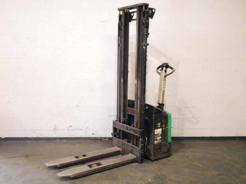 Mitsubishi SBP12N - Pinoamistrukki: kuva Mitsubishi SBP12N - Pinoamistrukki Mitsubishi SBP12N - Pinoamistrukki: kuva Mitsubishi SBP12N - Pinoamistrukki