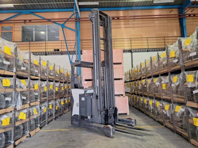 UniCarriers UHD-200-DTFVXF-955 - Työntömastotrukki: kuva UniCarriers UHD-200-DTFVXF-955 - Työntömastotrukki UniCarriers UHD-200-DTFVXF-955 - Työntömastotrukki: kuva UniCarriers UHD-200-DTFVXF-955 - Työntömastotrukki