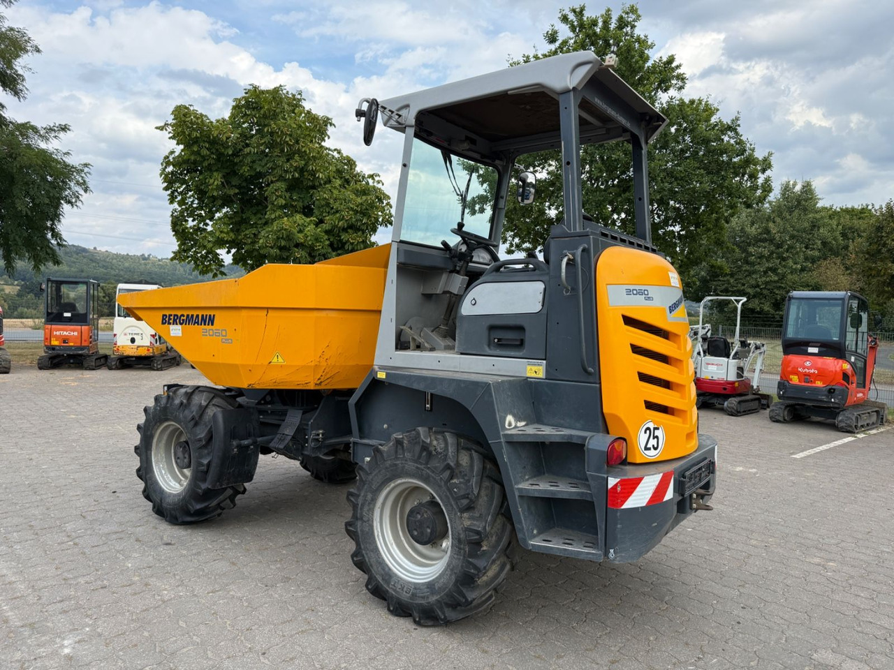 Bergmann 2060 R Plus, Dumper, Drehmulde, Bj 14, 1600 BH - Pikku dumpperi: kuva  Bergmann 2060 R Plus, Dumper, Drehmulde, Bj 14, 1600 BH - Pikku dumpperi Bergmann 2060 R Plus, Dumper, Drehmulde, Bj 14, 1600 BH - Pikku dumpperi: kuva  Bergmann 2060 R Plus, Dumper, Drehmulde, Bj 14, 1600 BH - Pikku dumpperi