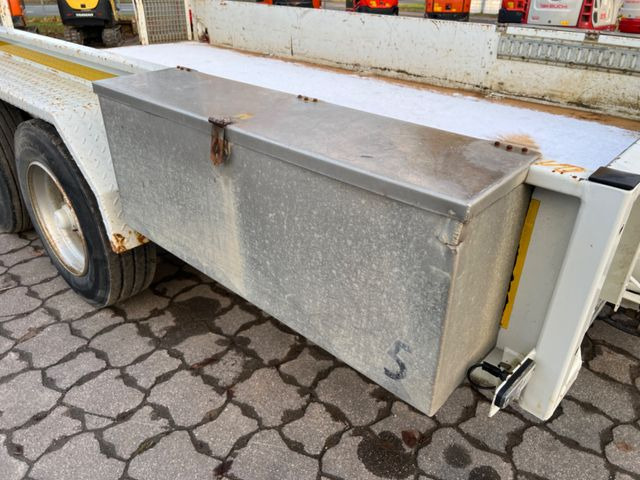 Blomenröhr 552/6900 Tieflader, Rampen, 6,9 to. zGG, TÜV neu - Apuvaunu perävaunu: kuva Blomenröhr 552/6900 Tieflader, Rampen, 6,9 to. zGG, TÜV neu - Apuvaunu perävaunu Blomenröhr 552/6900 Tieflader, Rampen, 6,9 to. zGG, TÜV neu - Apuvaunu perävaunu: kuva Blomenröhr 552/6900 Tieflader, Rampen, 6,9 to. zGG, TÜV neu - Apuvaunu perävaunu