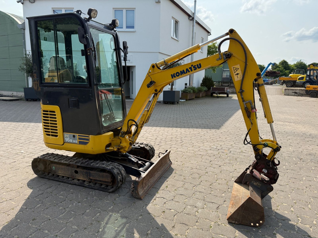 Komatsu PC 16R-3HS, Bj 17, 2210 BH, Tilt mit HS01, GL - Minikuormaaja: kuva Komatsu PC 16R-3HS, Bj 17, 2210 BH, Tilt mit HS01, GL - Minikuormaaja Komatsu PC 16R-3HS, Bj 17, 2210 BH, Tilt mit HS01, GL - Minikuormaaja: kuva Komatsu PC 16R-3HS, Bj 17, 2210 BH, Tilt mit HS01, GL - Minikuormaaja