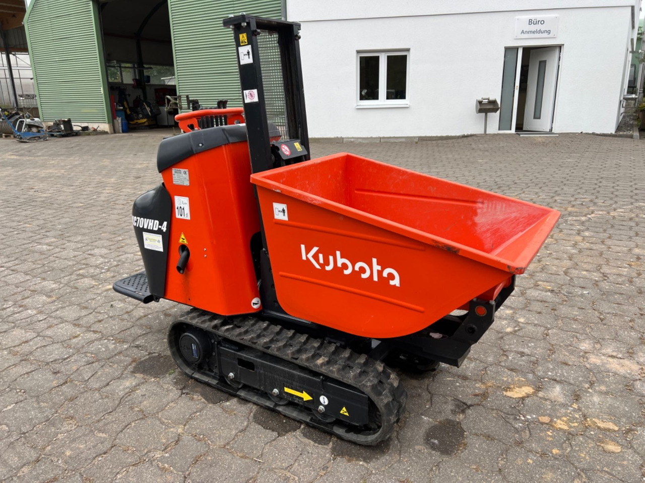 Kubota KC 70, VHD-4, mit Hochentleerung, hydr. Fahrwerk - Teladumpperi: kuva  Kubota KC 70, VHD-4, mit Hochentleerung, hydr. Fahrwerk - Teladumpperi Kubota KC 70, VHD-4, mit Hochentleerung, hydr. Fahrwerk - Teladumpperi: kuva  Kubota KC 70, VHD-4, mit Hochentleerung, hydr. Fahrwerk - Teladumpperi