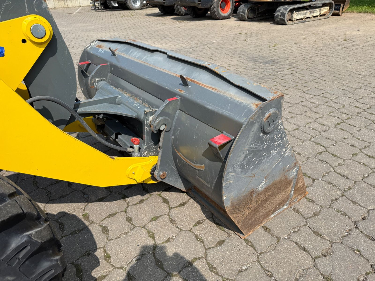Wacker WL 44, BJ 22, 775 BH, Schaufel, Gabel, TOP - Pyöräkuormaaja: kuva Wacker WL 44, BJ 22, 775 BH, Schaufel, Gabel, TOP - Pyöräkuormaaja Wacker WL 44, BJ 22, 775 BH, Schaufel, Gabel, TOP - Pyöräkuormaaja: kuva Wacker WL 44, BJ 22, 775 BH, Schaufel, Gabel, TOP - Pyöräkuormaaja