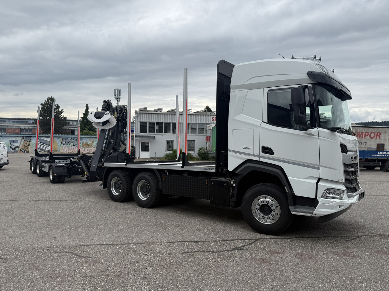 DAF XF FAT XF 530 - Puuauto, Nosturiauto: kuva DAF XF FAT XF 530 - Puuauto, Nosturiauto DAF XF FAT XF 530 - Puuauto, Nosturiauto: kuva DAF XF FAT XF 530 - Puuauto, Nosturiauto