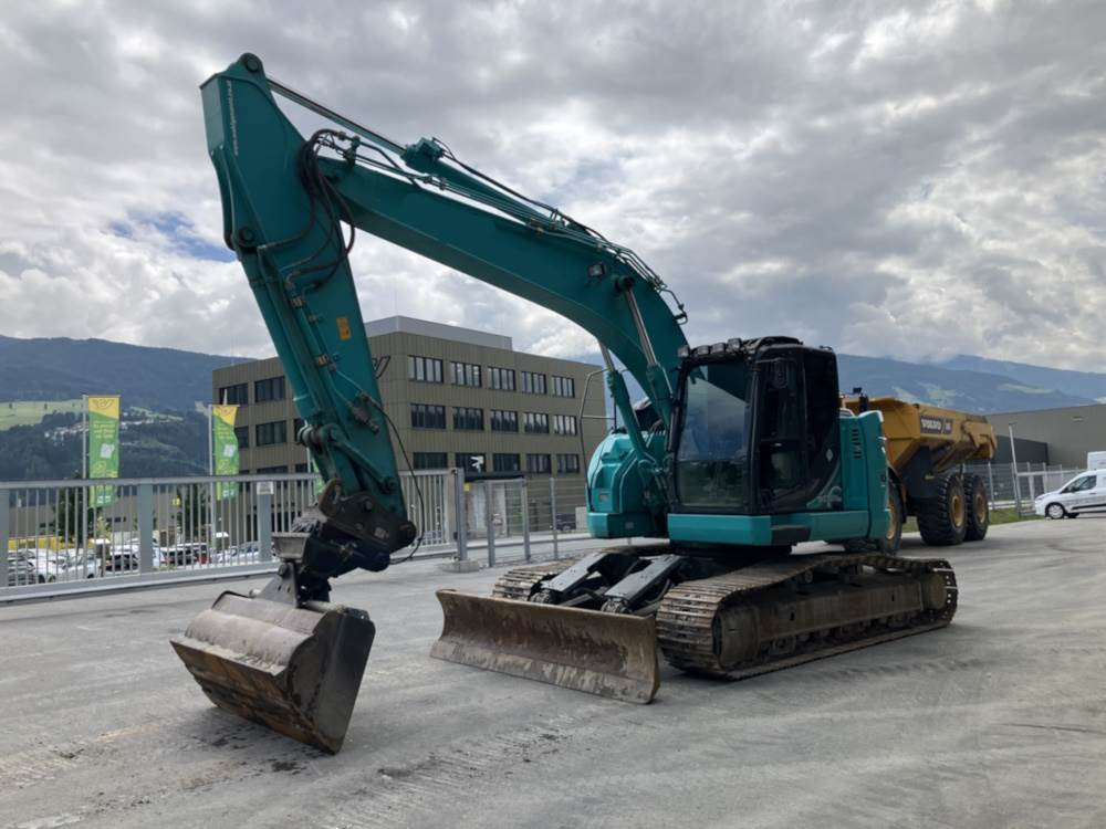 Kobelco SK270 SRNLC-5 - Telakaivukone: kuva Kobelco SK270 SRNLC-5 - Telakaivukone Kobelco SK270 SRNLC-5 - Telakaivukone: kuva Kobelco SK270 SRNLC-5 - Telakaivukone