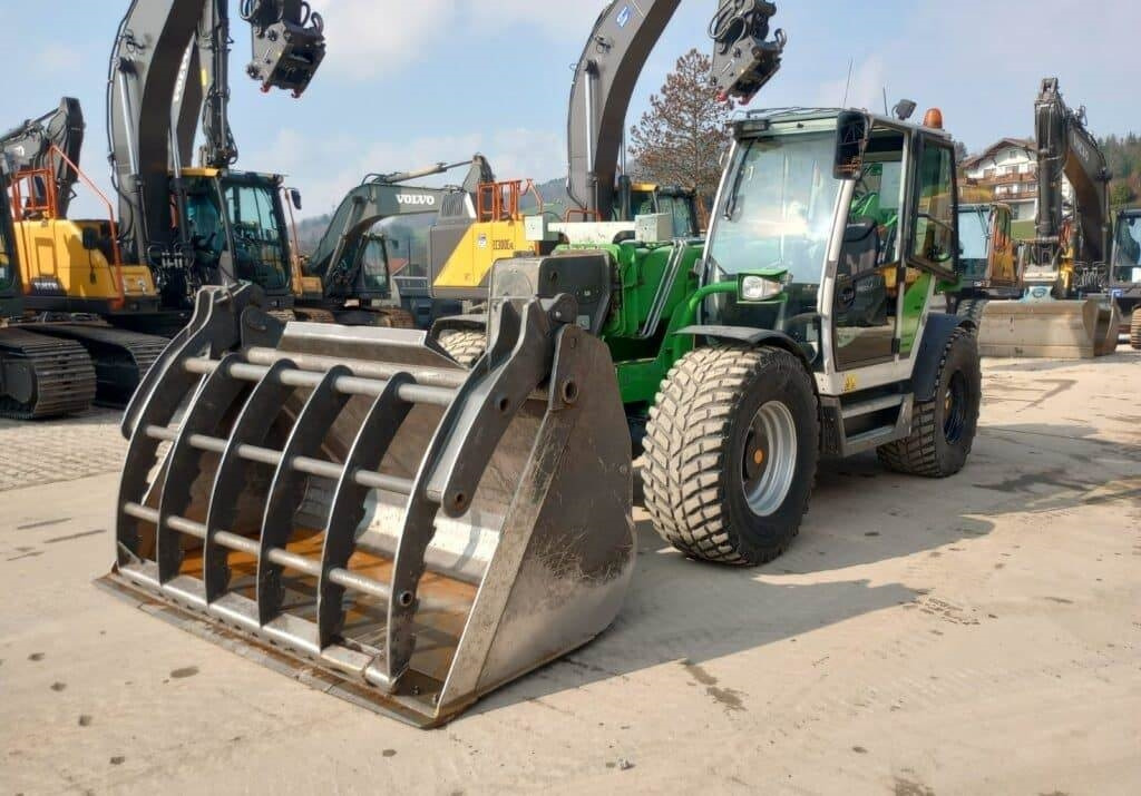 Sennebogen 355E - Materiaalinkäsittelykone: kuva Sennebogen 355E - Materiaalinkäsittelykone Sennebogen 355E - Materiaalinkäsittelykone: kuva Sennebogen 355E - Materiaalinkäsittelykone