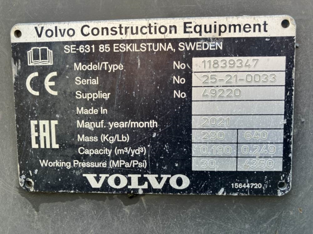 Volvo Böschungslöffel hydr. - Kaivuri-trukki: kuva Volvo Böschungslöffel hydr. - Kaivuri-trukki Volvo Böschungslöffel hydr. - Kaivuri-trukki: kuva Volvo Böschungslöffel hydr. - Kaivuri-trukki