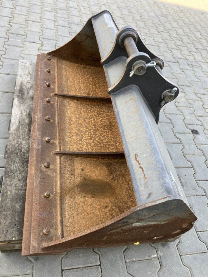 Volvo Böschungslöffel starr - Kaivuri-trukki: kuva Volvo Böschungslöffel starr - Kaivuri-trukki Volvo Böschungslöffel starr - Kaivuri-trukki: kuva Volvo Böschungslöffel starr - Kaivuri-trukki