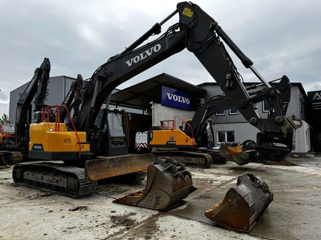 Volvo ECR235EL - Telakaivukone: kuva Volvo ECR235EL - Telakaivukone Volvo ECR235EL - Telakaivukone: kuva Volvo ECR235EL - Telakaivukone