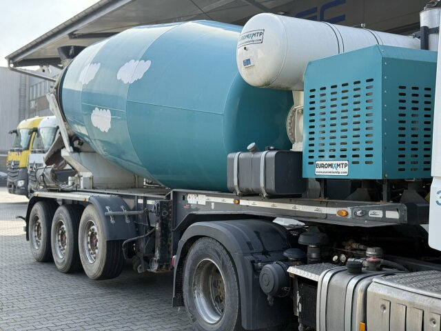 Betonmischer-Auflieger Euromix 12 m³ mit Motor - Betonin kuljetus puoliperävaunu: kuva Betonmischer-Auflieger Euromix 12 m³ mit Motor - Betonin kuljetus puoliperävaunu Betonmischer-Auflieger Euromix 12 m³ mit Motor - Betonin kuljetus puoliperävaunu: kuva Betonmischer-Auflieger Euromix 12 m³ mit Motor - Betonin kuljetus puoliperävaunu