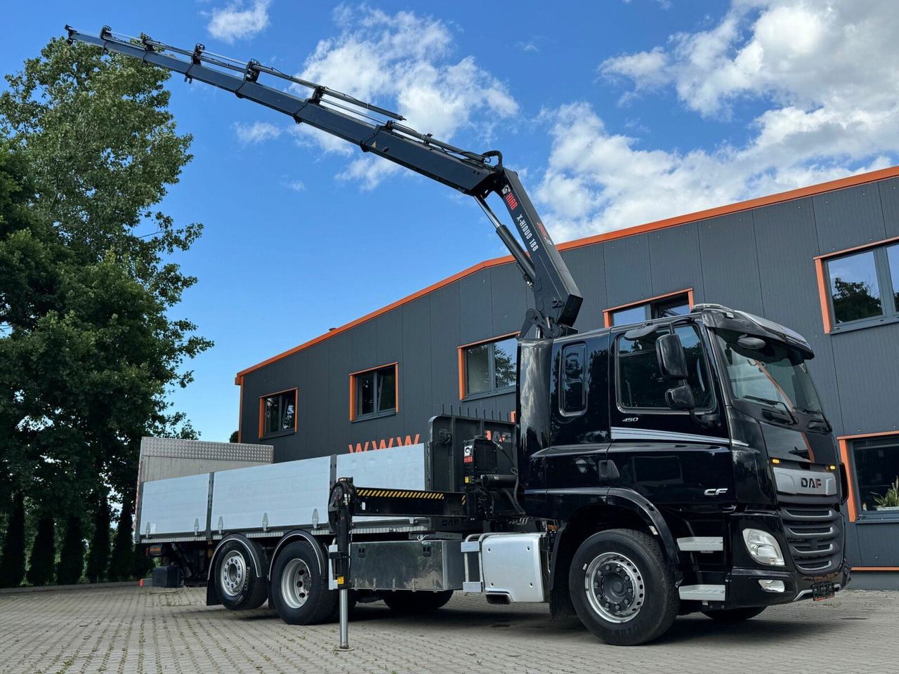 DAF CF 450 FAN 6x2 Pritsche mit Kran HIAB 188 E-6 - Lava-kuorma-auto, Nosturiauto: kuva DAF CF 450 FAN 6x2 Pritsche mit Kran HIAB 188 E-6 - Lava-kuorma-auto, Nosturiauto DAF CF 450 FAN 6x2 Pritsche mit Kran HIAB 188 E-6 - Lava-kuorma-auto, Nosturiauto: kuva DAF CF 450 FAN 6x2 Pritsche mit Kran HIAB 188 E-6 - Lava-kuorma-auto, Nosturiauto