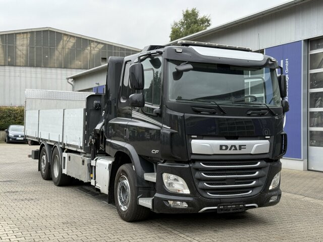 DAF CF 450 FAN 6x2 Pritsche mit Kran HIAB 188 E-6 - Nosturiauto: kuva DAF CF 450 FAN 6x2 Pritsche mit Kran HIAB 188 E-6 - Nosturiauto DAF CF 450 FAN 6x2 Pritsche mit Kran HIAB 188 E-6 - Nosturiauto: kuva DAF CF 450 FAN 6x2 Pritsche mit Kran HIAB 188 E-6 - Nosturiauto