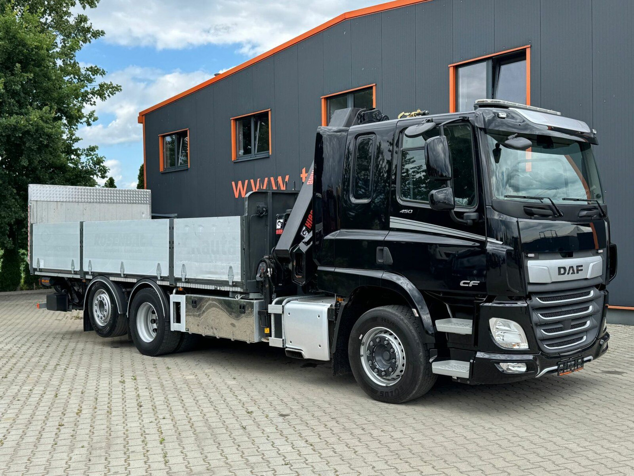 DAF CF 450 FAN 6x2 Pritsche mit Kran HIAB 188 E-6 - Nosturiauto: kuva DAF CF 450 FAN 6x2 Pritsche mit Kran HIAB 188 E-6 - Nosturiauto DAF CF 450 FAN 6x2 Pritsche mit Kran HIAB 188 E-6 - Nosturiauto: kuva DAF CF 450 FAN 6x2 Pritsche mit Kran HIAB 188 E-6 - Nosturiauto