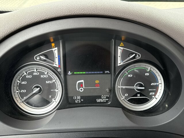 DAF CF 450 FAN 6x2 Pritsche mit Kran HIAB 188 E-6 - Nosturiauto: kuva DAF CF 450 FAN 6x2 Pritsche mit Kran HIAB 188 E-6 - Nosturiauto DAF CF 450 FAN 6x2 Pritsche mit Kran HIAB 188 E-6 - Nosturiauto: kuva DAF CF 450 FAN 6x2 Pritsche mit Kran HIAB 188 E-6 - Nosturiauto