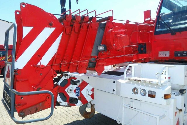 Ajoneuvonosturi Grove GCK 3045 CITY KRAN 45 Ton - 5800 Std: kuva Ajoneuvonosturi Grove GCK 3045 CITY KRAN 45 Ton - 5800 Std Ajoneuvonosturi Grove GCK 3045 CITY KRAN 45 Ton - 5800 Std: kuva Ajoneuvonosturi Grove GCK 3045 CITY KRAN 45 Ton - 5800 Std