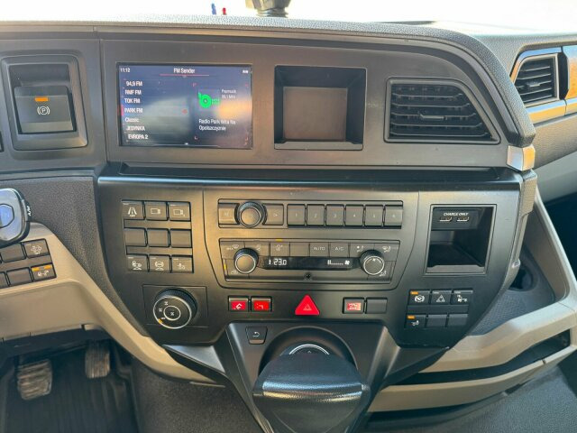 MAN 28.480 6x4 Abrollkipper Meiller Tectrum RS21.65 - Koukkulava kuorma-auto: kuva MAN 28.480 6x4 Abrollkipper Meiller Tectrum RS21.65 - Koukkulava kuorma-auto MAN 28.480 6x4 Abrollkipper Meiller Tectrum RS21.65 - Koukkulava kuorma-auto: kuva MAN 28.480 6x4 Abrollkipper Meiller Tectrum RS21.65 - Koukkulava kuorma-auto