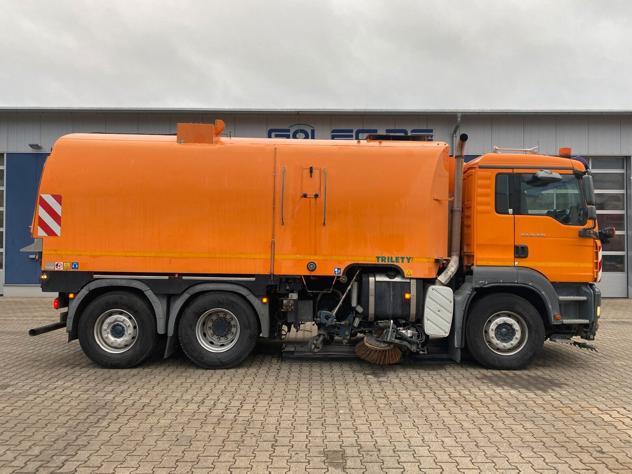 MAN TGA 26.430 6x2-2 LL - Kuorma-auto alusta: kuva MAN TGA 26.430 6x2-2 LL - Kuorma-auto alusta MAN TGA 26.430 6x2-2 LL - Kuorma-auto alusta: kuva MAN TGA 26.430 6x2-2 LL - Kuorma-auto alusta
