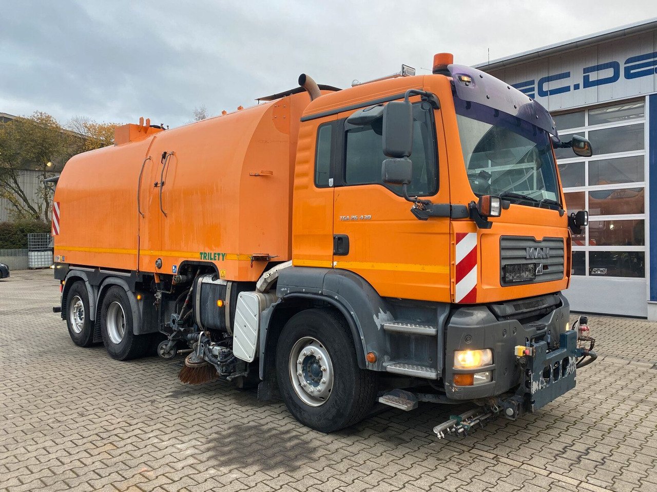 MAN TGA 26.430 6x2-2 LL - Kuorma-auto alusta: kuva MAN TGA 26.430 6x2-2 LL - Kuorma-auto alusta MAN TGA 26.430 6x2-2 LL - Kuorma-auto alusta: kuva MAN TGA 26.430 6x2-2 LL - Kuorma-auto alusta