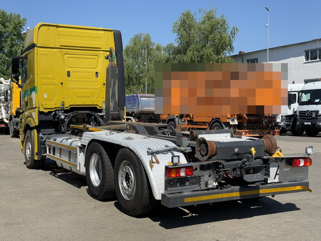 Mercedes-Benz ACTROS 2558 6x2 Abrollkipper *Lenkachse Retarder - Koukkulava kuorma-auto: kuva Mercedes-Benz ACTROS 2558 6x2 Abrollkipper *Lenkachse Retarder - Koukkulava kuorma-auto Mercedes-Benz ACTROS 2558 6x2 Abrollkipper *Lenkachse Retarder - Koukkulava kuorma-auto: kuva Mercedes-Benz ACTROS 2558 6x2 Abrollkipper *Lenkachse Retarder - Koukkulava kuorma-auto