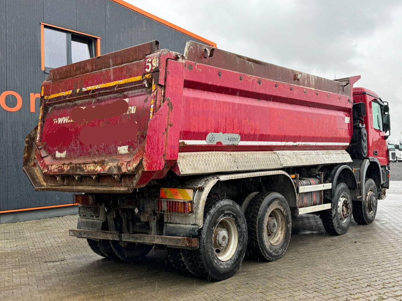 Mercedes-Benz ACTROS 4141 EURO4 8x6 Muldenkipper - Kippiauto kuorma-auto: kuva Mercedes-Benz ACTROS 4141 EURO4 8x6 Muldenkipper - Kippiauto kuorma-auto Mercedes-Benz ACTROS 4141 EURO4 8x6 Muldenkipper - Kippiauto kuorma-auto: kuva Mercedes-Benz ACTROS 4141 EURO4 8x6 Muldenkipper - Kippiauto kuorma-auto