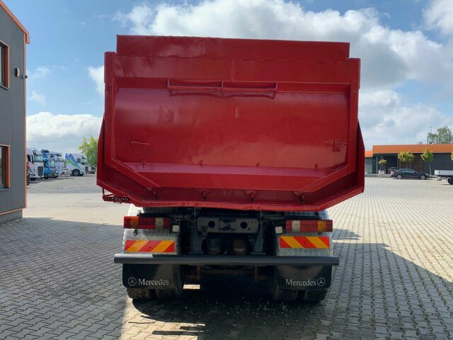 Dumpperi Mercedes-Benz ACTROS 4141 EURO4 8x6 Muldenkipper: kuva Dumpperi Mercedes-Benz ACTROS 4141 EURO4 8x6 Muldenkipper Dumpperi Mercedes-Benz ACTROS 4141 EURO4 8x6 Muldenkipper: kuva Dumpperi Mercedes-Benz ACTROS 4141 EURO4 8x6 Muldenkipper