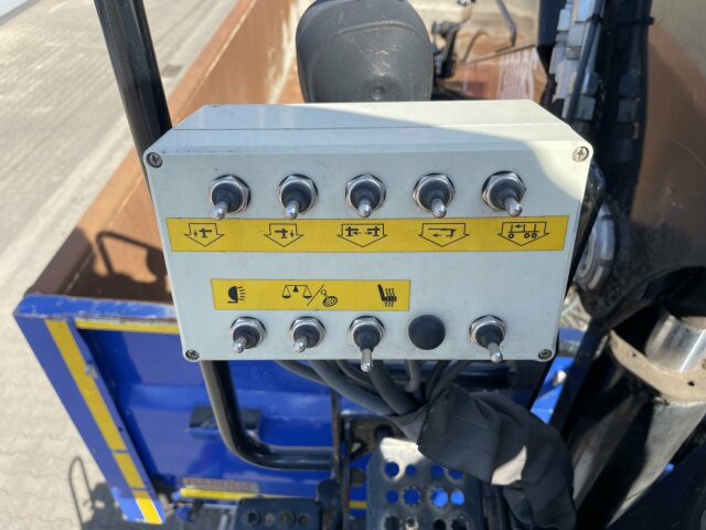 Mercedes-Benz AROCS 2536 6x2*4 Kipper Kran HIAB - Kippiauto kuorma-auto, Nosturiauto: kuva Mercedes-Benz AROCS 2536 6x2*4 Kipper Kran HIAB - Kippiauto kuorma-auto, Nosturiauto Mercedes-Benz AROCS 2536 6x2*4 Kipper Kran HIAB - Kippiauto kuorma-auto, Nosturiauto: kuva Mercedes-Benz AROCS 2536 6x2*4 Kipper Kran HIAB - Kippiauto kuorma-auto, Nosturiauto