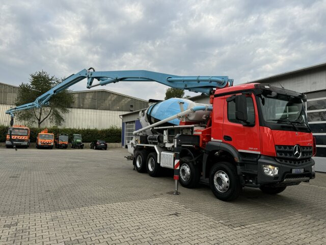 Kuljetuspumppu Mercedes-Benz AROCS 3243 8x4 Euro 6 Pumi Putzmeister TMM 24-3: kuva Kuljetuspumppu Mercedes-Benz AROCS 3243 8x4 Euro 6 Pumi Putzmeister TMM 24-3