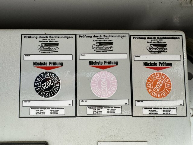Kuljetuspumppu Mercedes-Benz AROCS 3243 8x4 Euro 6 Pumi Putzmeister TMM 24-3: kuva Kuljetuspumppu Mercedes-Benz AROCS 3243 8x4 Euro 6 Pumi Putzmeister TMM 24-3