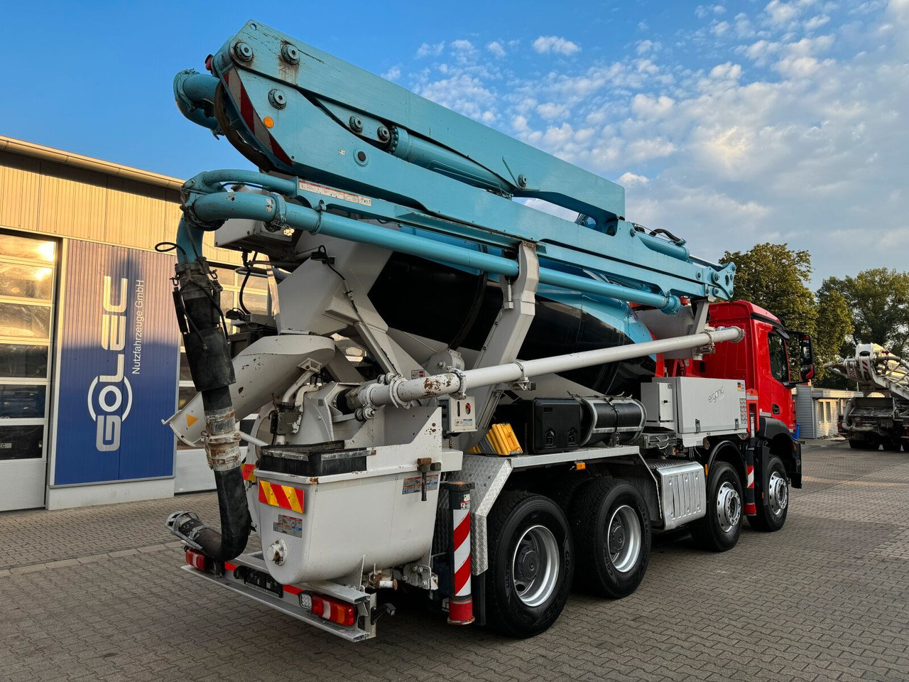 Mercedes-Benz AROCS 3243 8x4 Euro 6 Pumi Putzmeister TMM 24-3 - Betoniauto: kuva Mercedes-Benz AROCS 3243 8x4 Euro 6 Pumi Putzmeister TMM 24-3 - Betoniauto Mercedes-Benz AROCS 3243 8x4 Euro 6 Pumi Putzmeister TMM 24-3 - Betoniauto: kuva Mercedes-Benz AROCS 3243 8x4 Euro 6 Pumi Putzmeister TMM 24-3 - Betoniauto