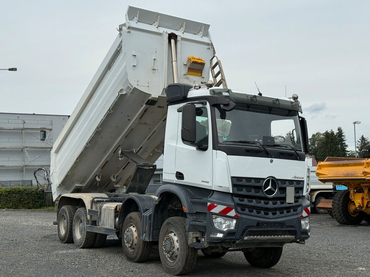 Mercedes-Benz AROCS 4145 8x8 Meiller Muldenkipper - Kippiauto kuorma-auto: kuva Mercedes-Benz AROCS 4145 8x8 Meiller Muldenkipper - Kippiauto kuorma-auto Mercedes-Benz AROCS 4145 8x8 Meiller Muldenkipper - Kippiauto kuorma-auto: kuva Mercedes-Benz AROCS 4145 8x8 Meiller Muldenkipper - Kippiauto kuorma-auto