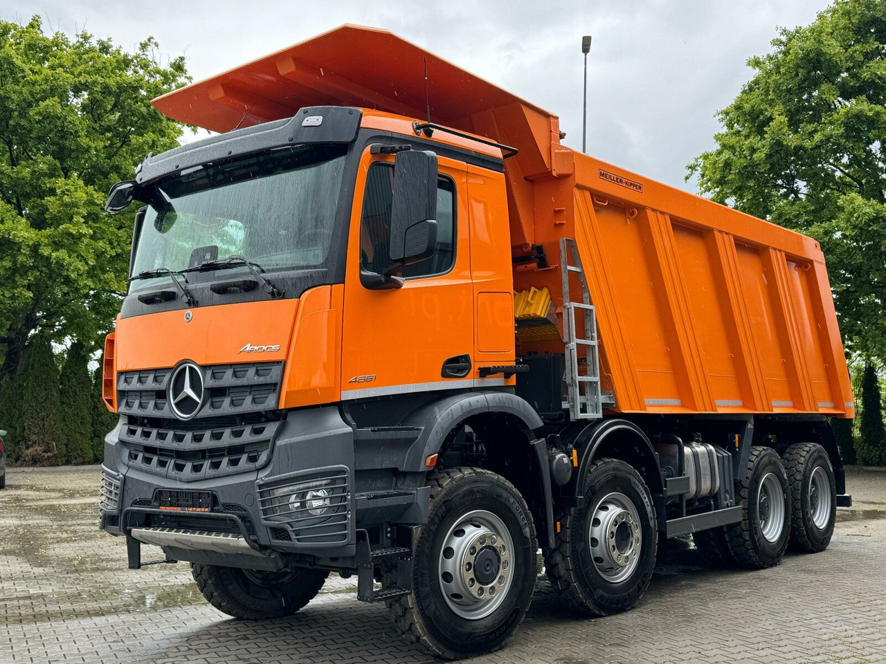 Mercedes-Benz AROCS 4851 8x6 Euro 6 Gesteinkipper MEILLER - Kippiauto kuorma-auto: kuva Mercedes-Benz AROCS 4851 8x6 Euro 6 Gesteinkipper MEILLER - Kippiauto kuorma-auto Mercedes-Benz AROCS 4851 8x6 Euro 6 Gesteinkipper MEILLER - Kippiauto kuorma-auto: kuva Mercedes-Benz AROCS 4851 8x6 Euro 6 Gesteinkipper MEILLER - Kippiauto kuorma-auto