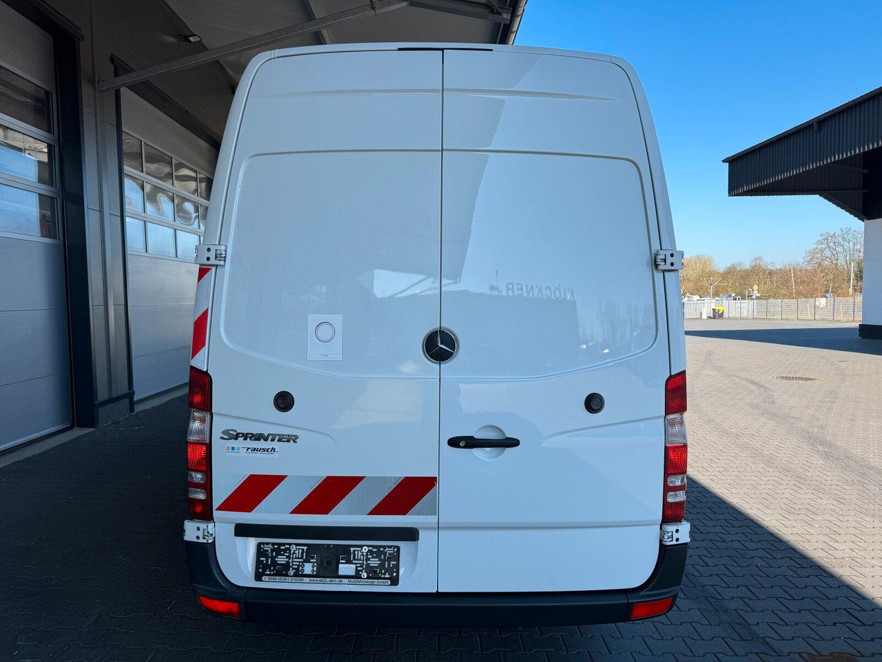Mercedes-Benz Sprinter MB TV-Fzg mit Rausch Inspektion Einheit - Puhtaanpitoauto: kuva Mercedes-Benz Sprinter MB TV-Fzg mit Rausch Inspektion Einheit - Puhtaanpitoauto Mercedes-Benz Sprinter MB TV-Fzg mit Rausch Inspektion Einheit - Puhtaanpitoauto: kuva Mercedes-Benz Sprinter MB TV-Fzg mit Rausch Inspektion Einheit - Puhtaanpitoauto