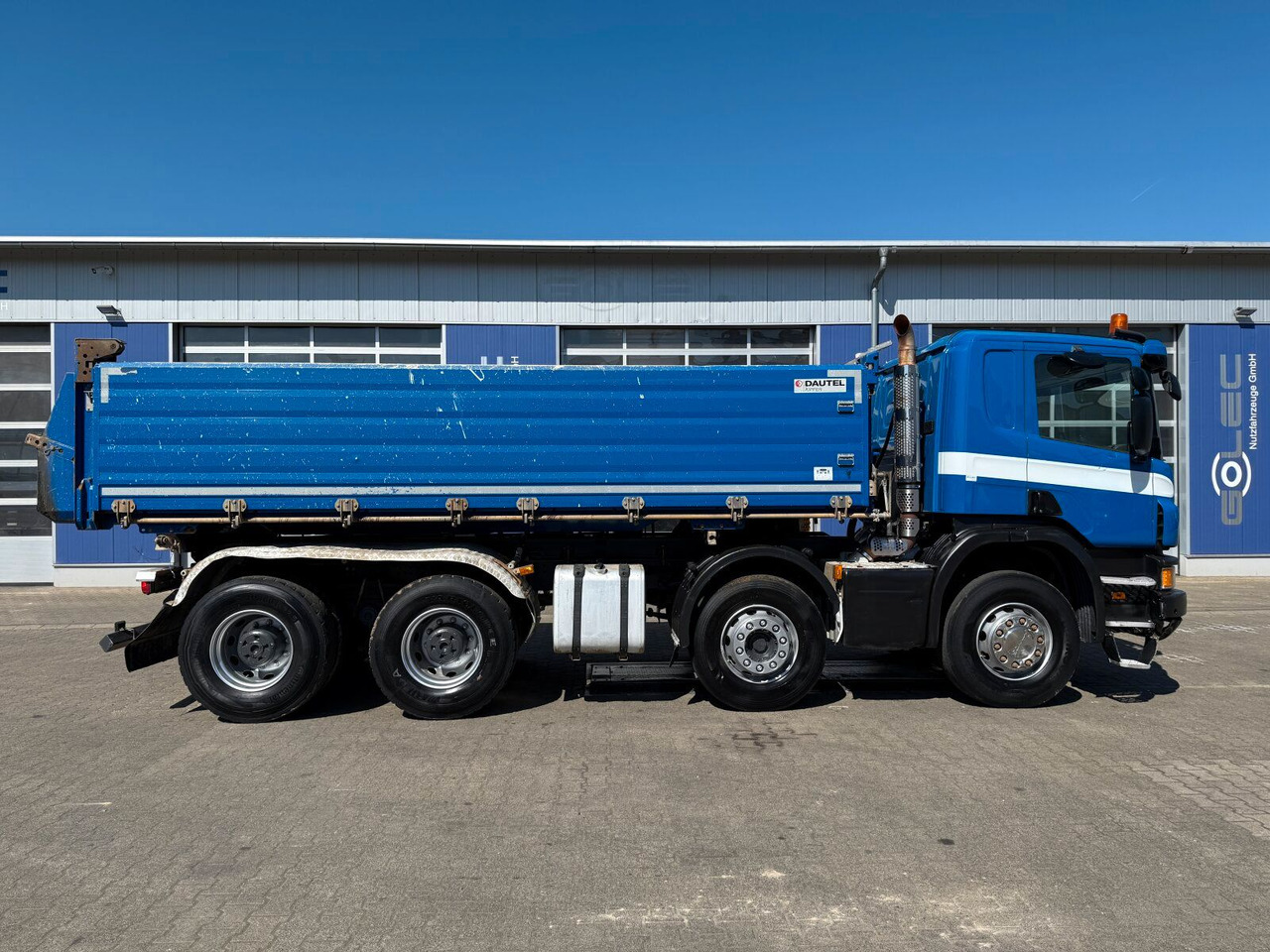Scania P 410 8x4 Dreiseitenkipper DAUTEL - Kippiauto kuorma-auto: kuva Scania P 410 8x4 Dreiseitenkipper DAUTEL - Kippiauto kuorma-auto Scania P 410 8x4 Dreiseitenkipper DAUTEL - Kippiauto kuorma-auto: kuva Scania P 410 8x4 Dreiseitenkipper DAUTEL - Kippiauto kuorma-auto