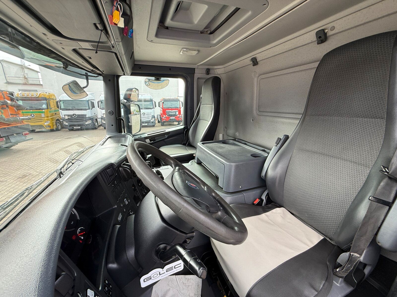 Kippiauto kuorma-auto Scania P 410 8x4 Dreiseitenkipper DAUTEL: kuva Kippiauto kuorma-auto Scania P 410 8x4 Dreiseitenkipper DAUTEL
