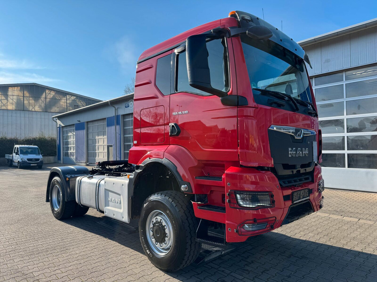 MAN TGS 18.510 4x4 SZM - Kipphyd. Blatt Luft Pritard - Vetopöytäauto: kuva MAN TGS 18.510 4x4 SZM - Kipphyd. Blatt Luft Pritard - Vetopöytäauto MAN TGS 18.510 4x4 SZM - Kipphyd. Blatt Luft Pritard - Vetopöytäauto: kuva MAN TGS 18.510 4x4 SZM - Kipphyd. Blatt Luft Pritard - Vetopöytäauto