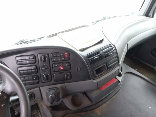 Mercedes-Benz Actros 1846 4x2 Euro 5 Retarder Kipphydraulik - Vetopöytäauto: kuva Mercedes-Benz Actros 1846 4x2 Euro 5 Retarder Kipphydraulik - Vetopöytäauto Mercedes-Benz Actros 1846 4x2 Euro 5 Retarder Kipphydraulik - Vetopöytäauto: kuva Mercedes-Benz Actros 1846 4x2 Euro 5 Retarder Kipphydraulik - Vetopöytäauto