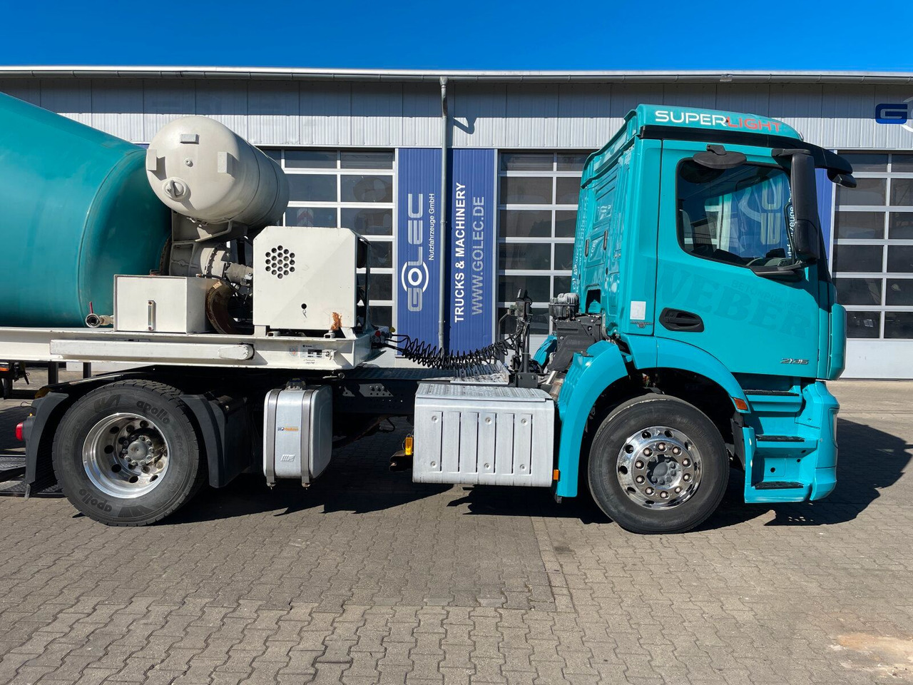 Mercedes-Benz Antos 2136 4x2 SZM Retarder Kipphyd. *Betonaufl. - Vetopöytäauto: kuva Mercedes-Benz Antos 2136 4x2 SZM Retarder Kipphyd. *Betonaufl. - Vetopöytäauto Mercedes-Benz Antos 2136 4x2 SZM Retarder Kipphyd. *Betonaufl. - Vetopöytäauto: kuva Mercedes-Benz Antos 2136 4x2 SZM Retarder Kipphyd. *Betonaufl. - Vetopöytäauto