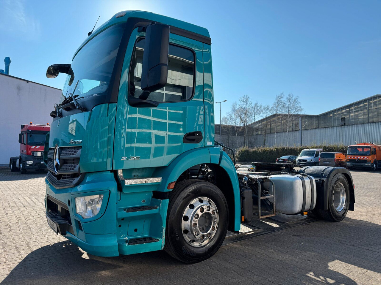 Mercedes-Benz Antos 2136 4x2 SZM Retarder Kipphyd. - Vetopöytäauto: kuva Mercedes-Benz Antos 2136 4x2 SZM Retarder Kipphyd. - Vetopöytäauto Mercedes-Benz Antos 2136 4x2 SZM Retarder Kipphyd. - Vetopöytäauto: kuva Mercedes-Benz Antos 2136 4x2 SZM Retarder Kipphyd. - Vetopöytäauto