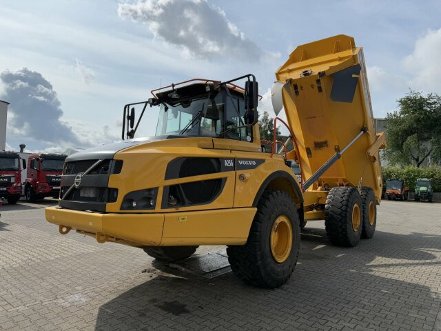 Volvo A25G Dumper 9.722 h Baujahr 2021 - Nivelkippiauto: kuva Volvo A25G Dumper 9.722 h Baujahr 2021 - Nivelkippiauto Volvo A25G Dumper 9.722 h Baujahr 2021 - Nivelkippiauto: kuva Volvo A25G Dumper 9.722 h Baujahr 2021 - Nivelkippiauto