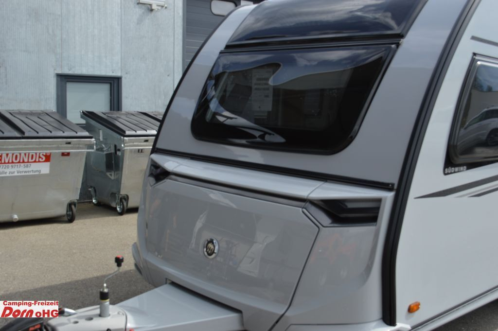 Knaus Südwind 500 UF 60 YEARS Alde Warmwasserheizung - Asuntovaunu: kuva Knaus Südwind 500 UF 60 YEARS Alde Warmwasserheizung - Asuntovaunu Knaus Südwind 500 UF 60 YEARS Alde Warmwasserheizung - Asuntovaunu: kuva Knaus Südwind 500 UF 60 YEARS Alde Warmwasserheizung - Asuntovaunu