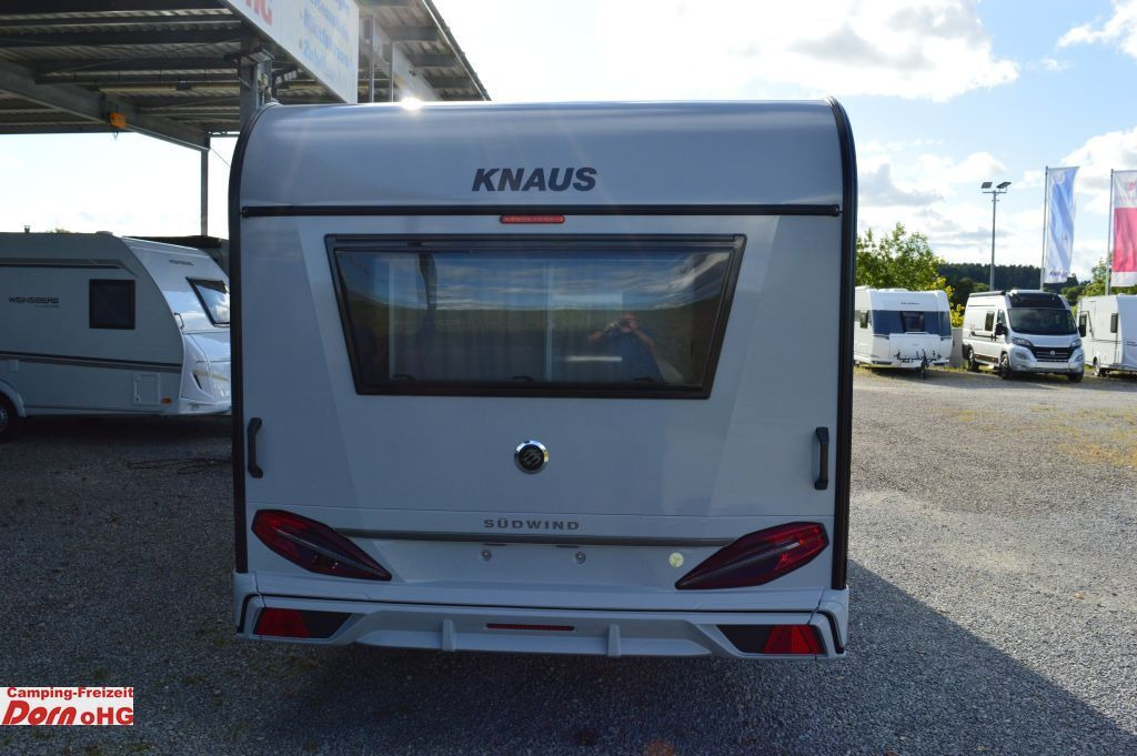 Knaus Südwind 540 UE 60 YEARS Elektrische Fußbodenerwä - Asuntovaunu: kuva Knaus Südwind 540 UE 60 YEARS Elektrische Fußbodenerwä - Asuntovaunu Knaus Südwind 540 UE 60 YEARS Elektrische Fußbodenerwä - Asuntovaunu: kuva Knaus Südwind 540 UE 60 YEARS Elektrische Fußbodenerwä - Asuntovaunu