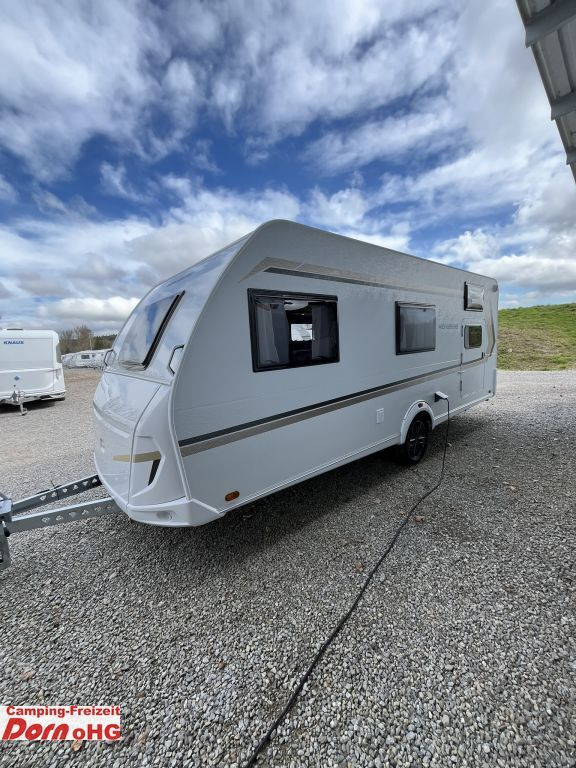 Weinsberg CaraOne 550 QDK Deckenschränke - Asuntovaunu: kuva Weinsberg CaraOne 550 QDK Deckenschränke - Asuntovaunu Weinsberg CaraOne 550 QDK Deckenschränke - Asuntovaunu: kuva Weinsberg CaraOne 550 QDK Deckenschränke - Asuntovaunu
