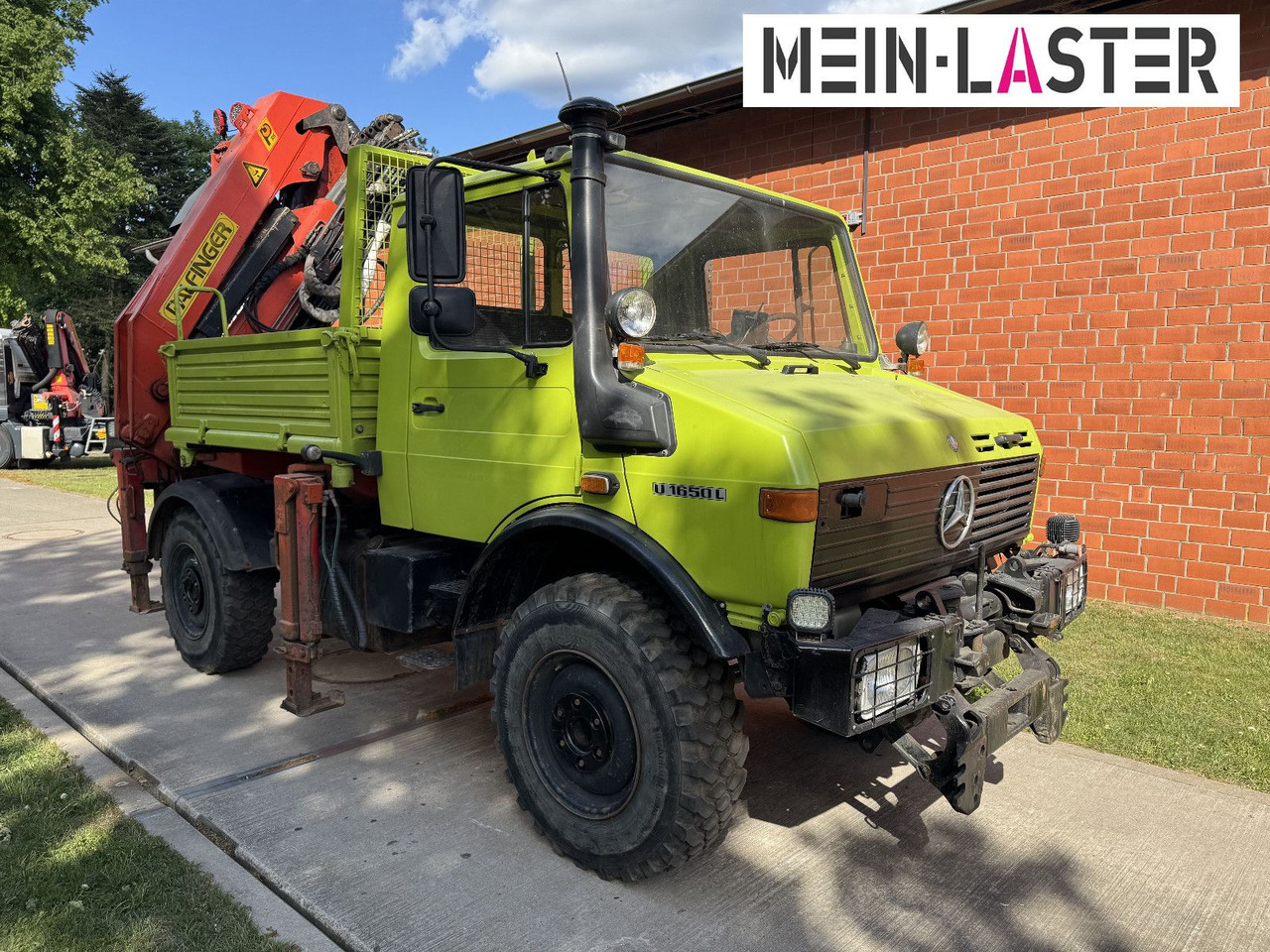 Unimog U 1650 PK 10500 Kran 15 m max. 3,9 t Seilwinde - Nosturiauto: kuva Unimog U 1650 PK 10500 Kran 15 m max. 3,9 t Seilwinde - Nosturiauto Unimog U 1650 PK 10500 Kran 15 m max. 3,9 t Seilwinde - Nosturiauto: kuva Unimog U 1650 PK 10500 Kran 15 m max. 3,9 t Seilwinde - Nosturiauto